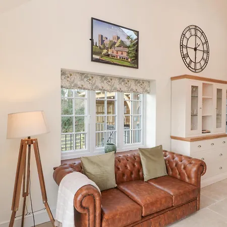 Ghyll Crest ת'ירסק